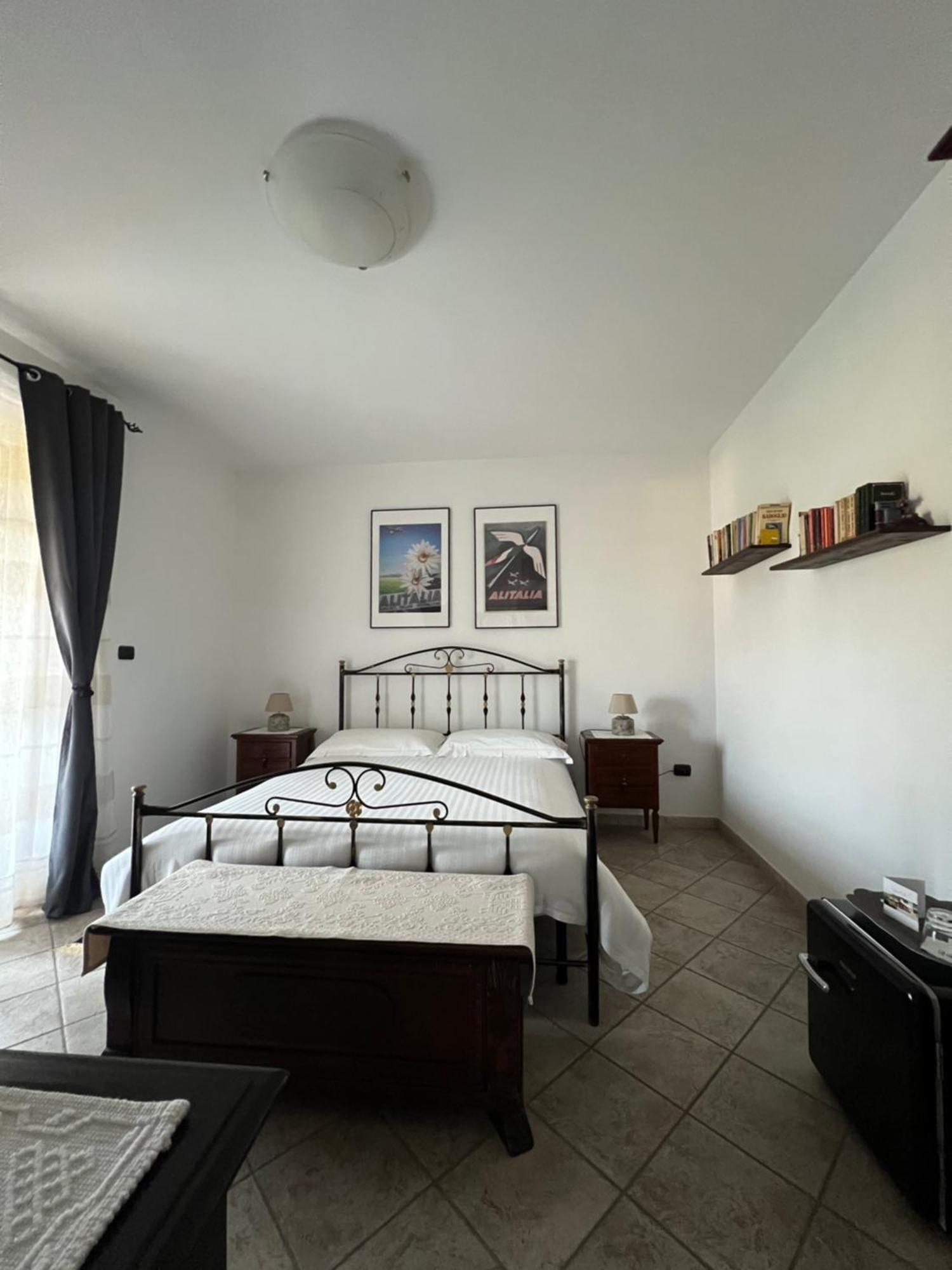 Cascina Il Volo Bed & Breakfast Moncalvo Bagian luar foto