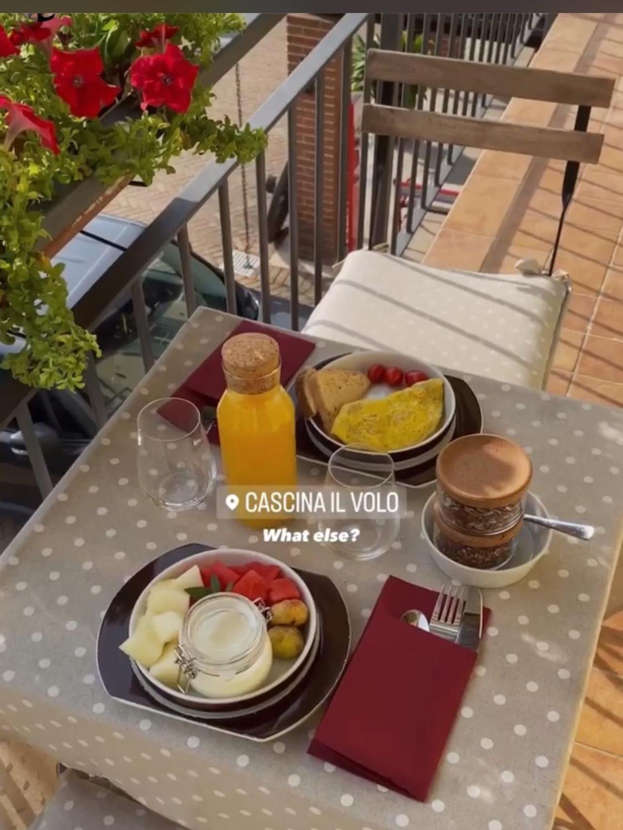 Cascina Il Volo Bed & Breakfast Moncalvo Bagian luar foto