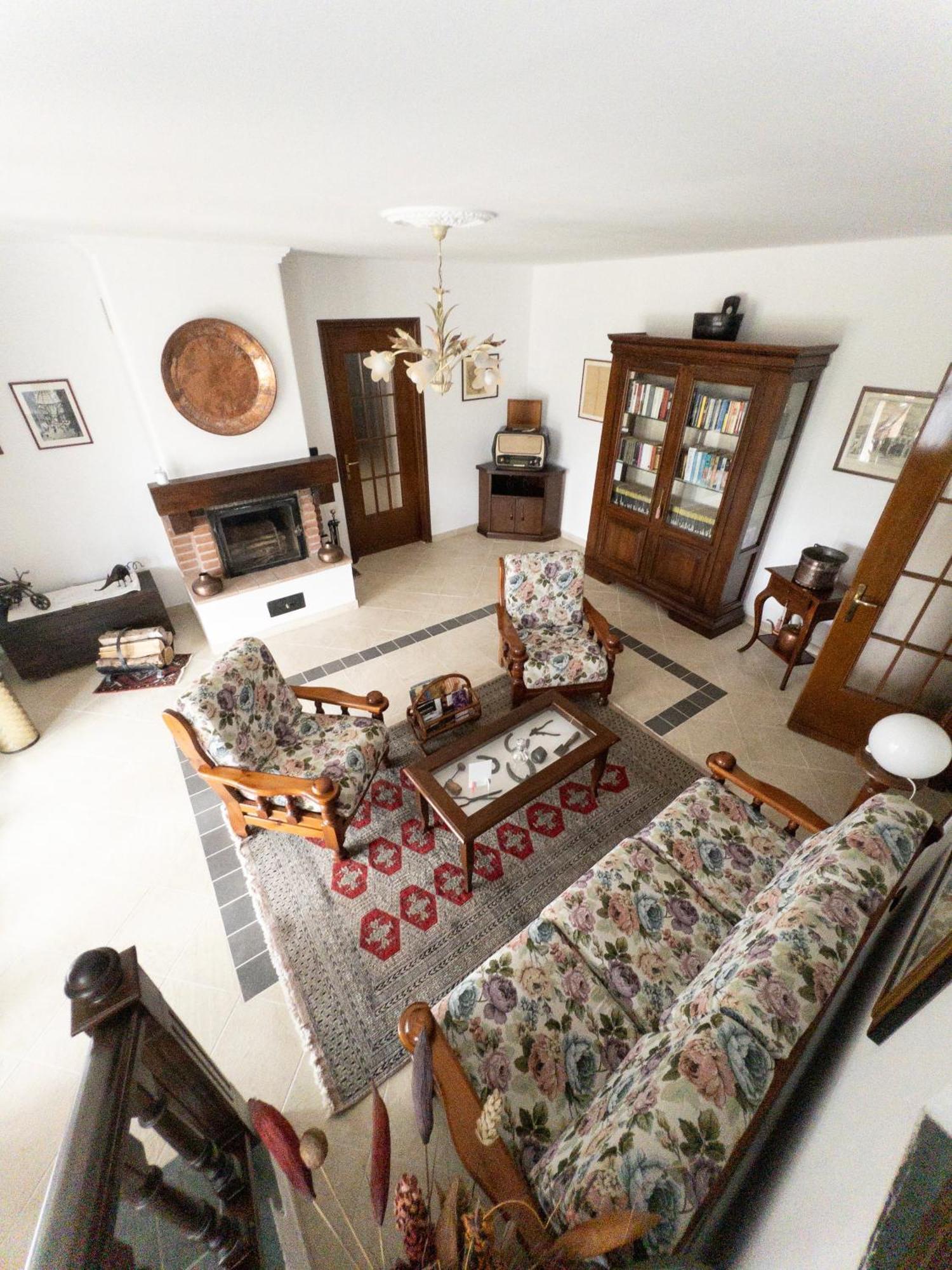 Cascina Il Volo Bed & Breakfast Moncalvo Bagian luar foto